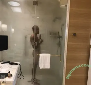  nude photo #0004