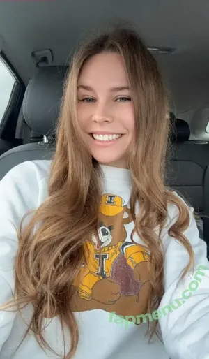Traderjoeslut / TraderJoeTalks nude photo #0009