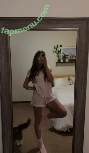 Traderjoeslut / TraderJoeTalks nude photo #0016
