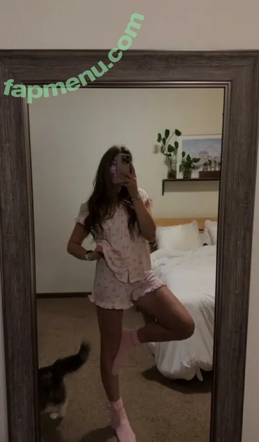Traderjoeslut nude photo #0016 (TraderJoeTalks)