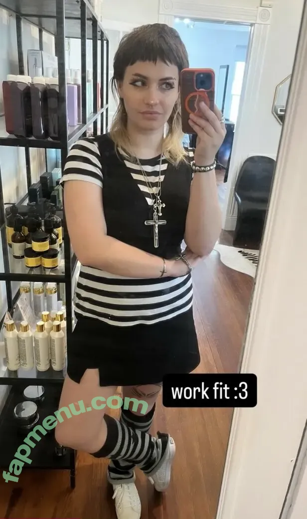 trailblazerej nude photo #0017 (Emma Jean)