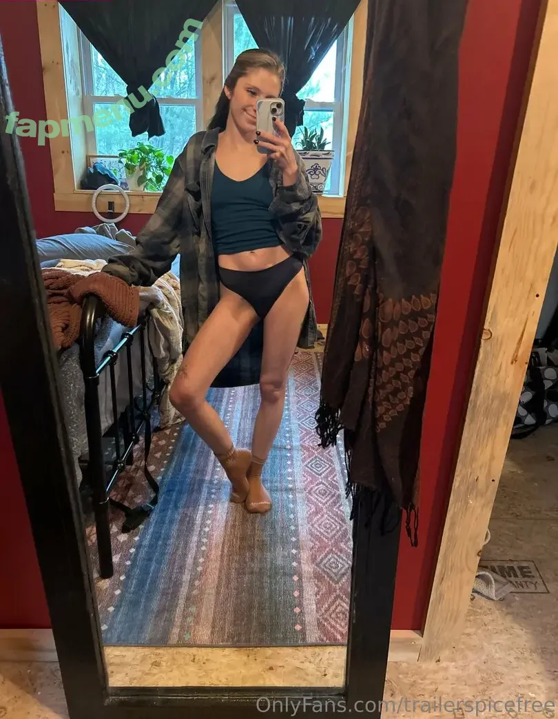 trailerspicefree nude photo #0004 (trailerspicefree)