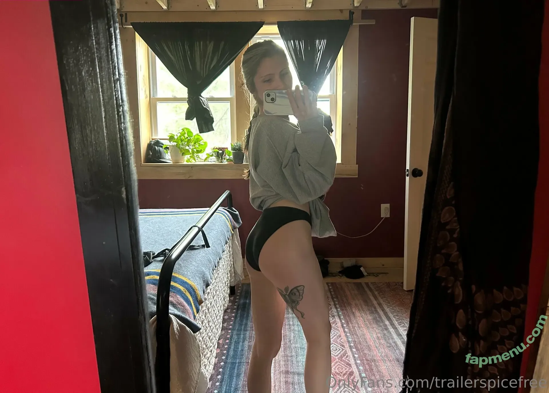 trailerspicefree nude photo #0007 (trailerspicefree)