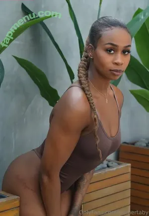 trainertaby / b.cheeksbytab nude photo #0001