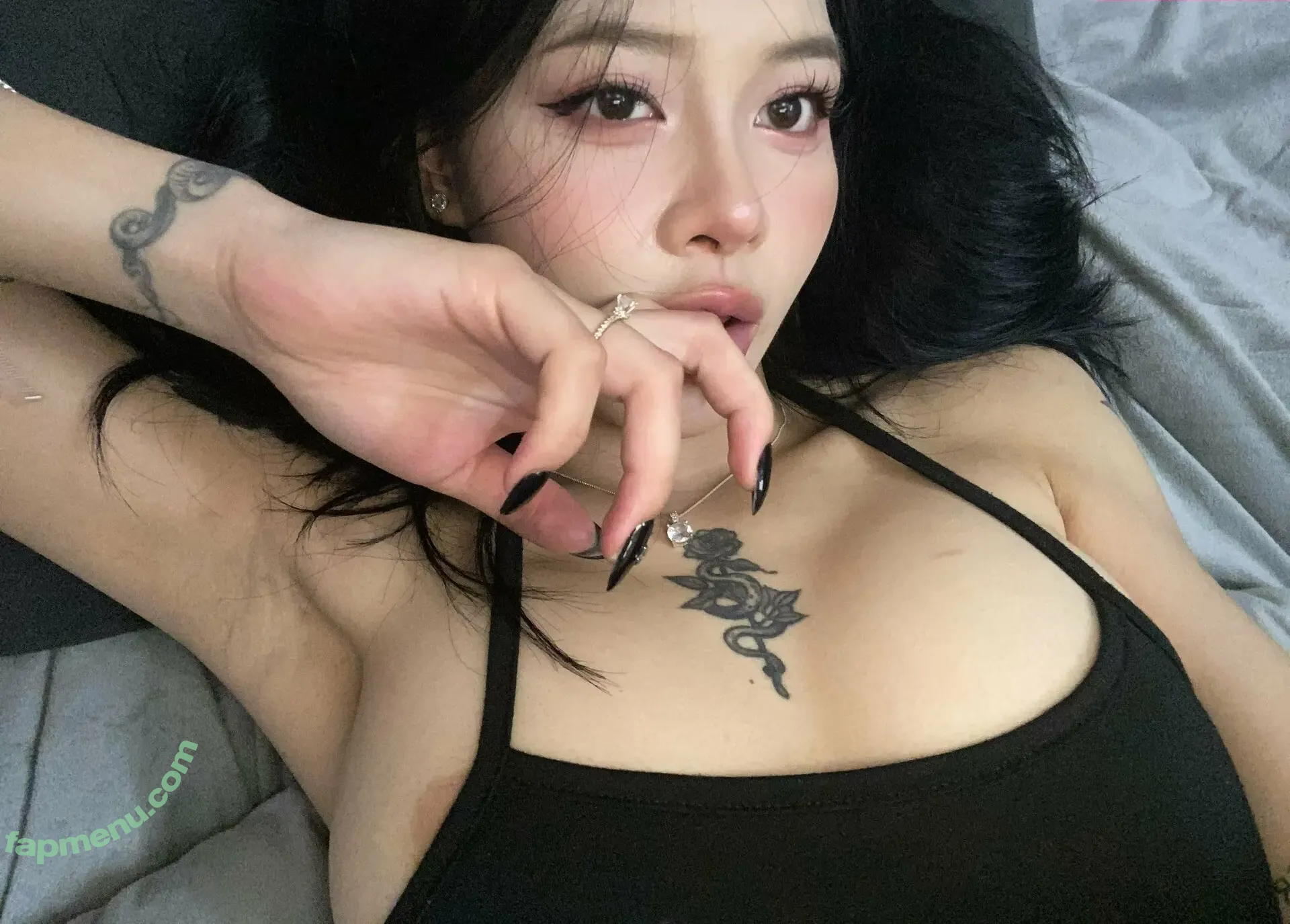 Trần Thái Tôm Chiên nude photo #0021 (Tomchin2101 / smoking_quinn)