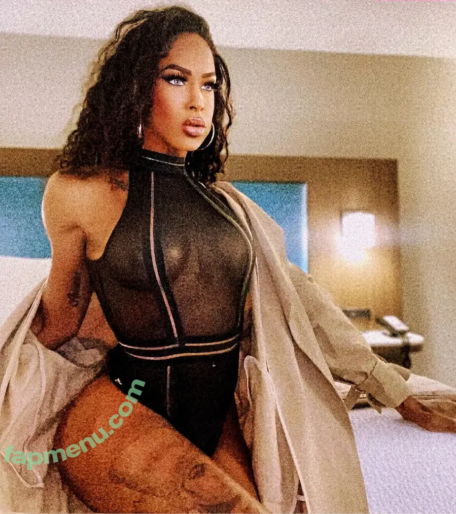Trans Ebony nude photo #0110 (Black Index / black_trans_nation)