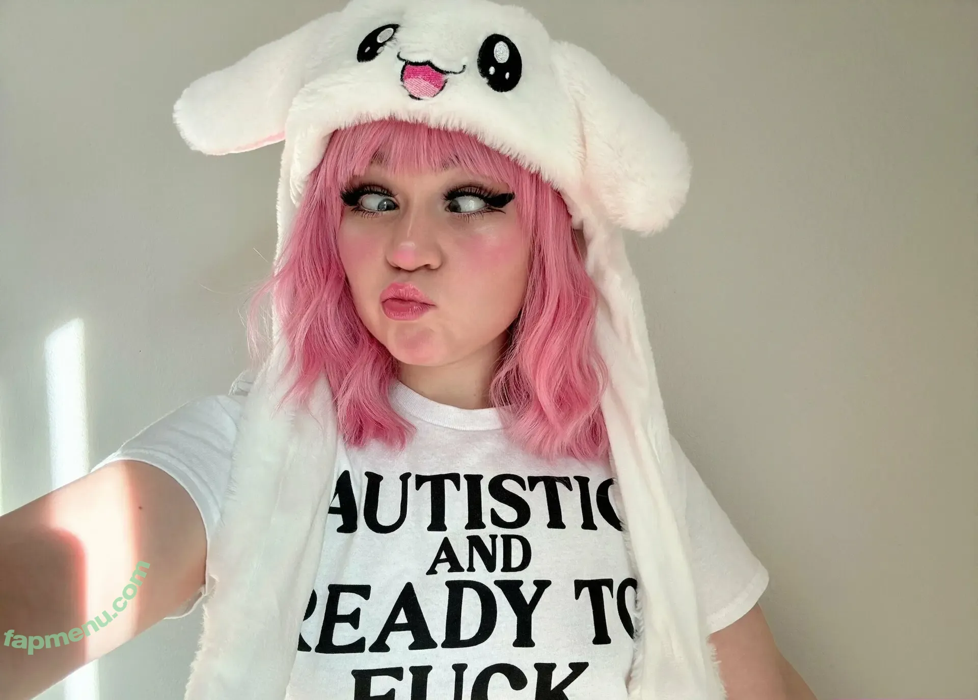 trashchick69 nude photo #0025 (trashchick69)