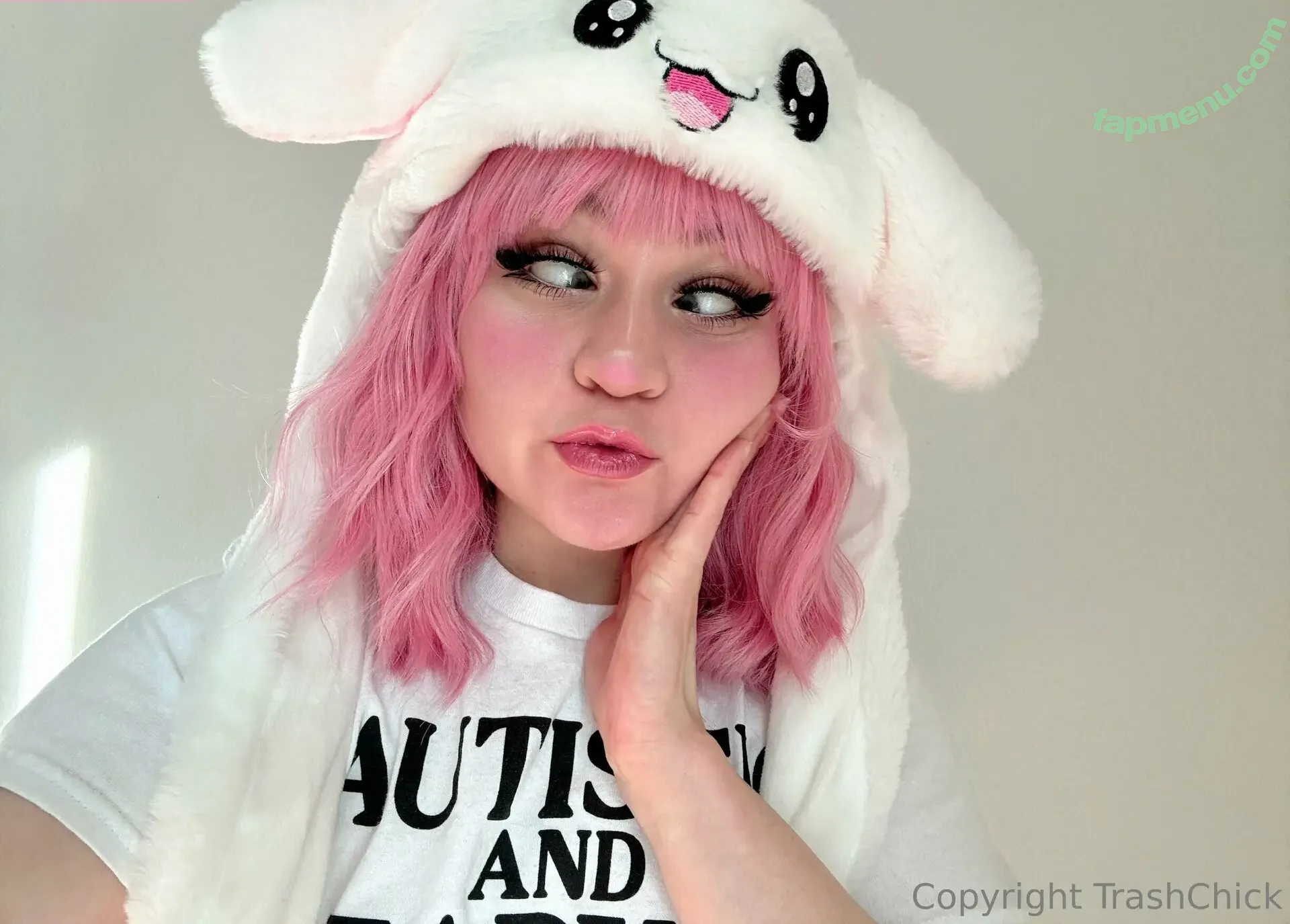trashchick69 nude photo #0032 (trashchick69)