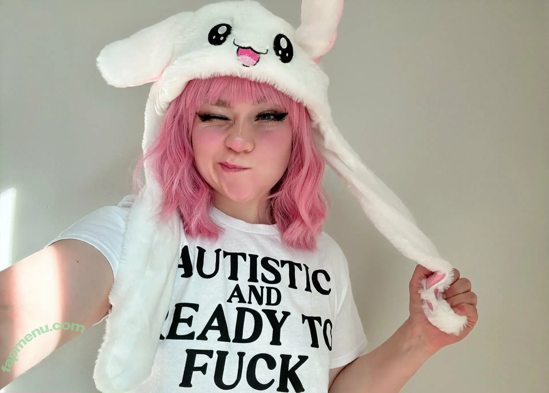 trashchick69 nude photo #0035 (trashchick69)