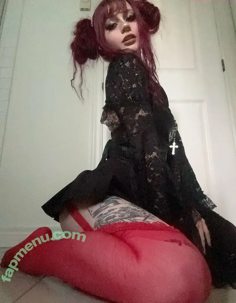 trashybagqueen nude photo #0013 (trashybagqueen_)