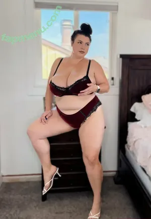 Traveling Hoppy / travelinghoppy / travelinghoppytina nude photo #0130