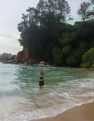 Travelingwithtals nude photo #0055