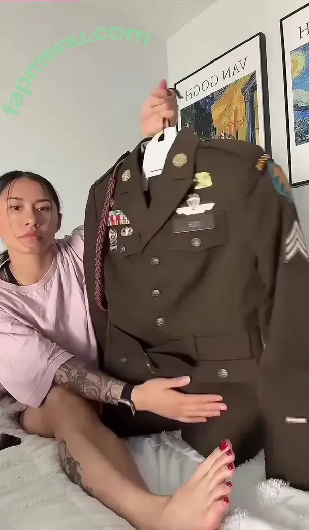 Tray.fitfever | Tray Soe nude photo #0020 (military / tray.fitfever)