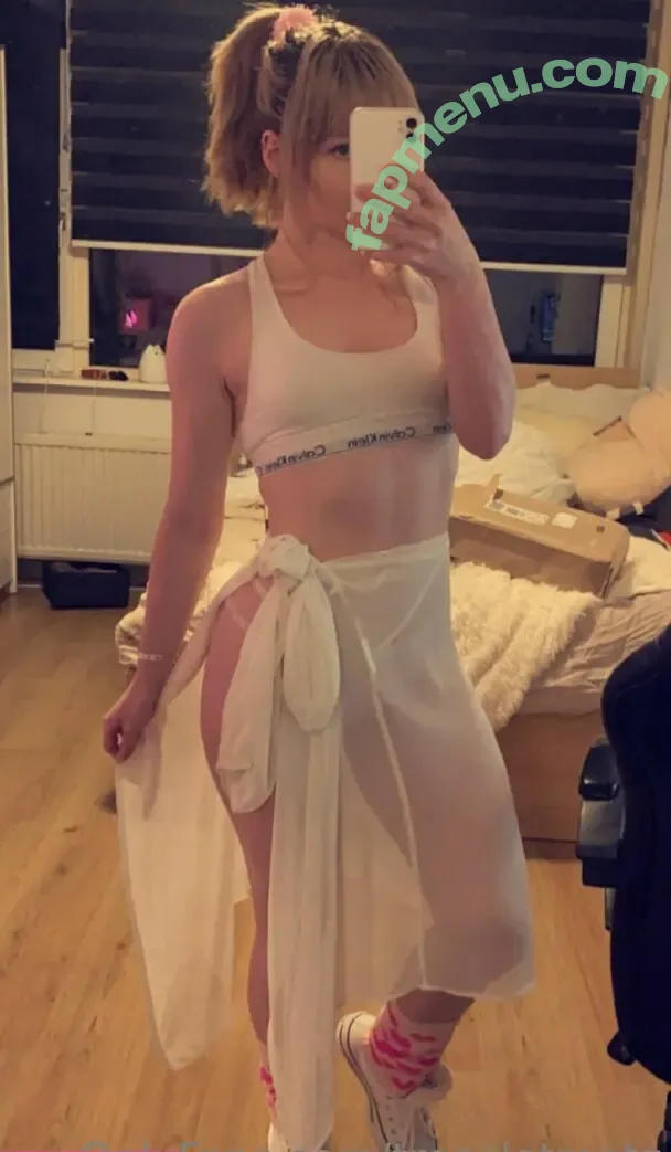 treacletreatz nude photo #0012 (treacletreats)