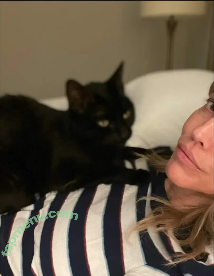 Tricia Helfer nude photo #0406 (Cylon / officialtriciahelfer)