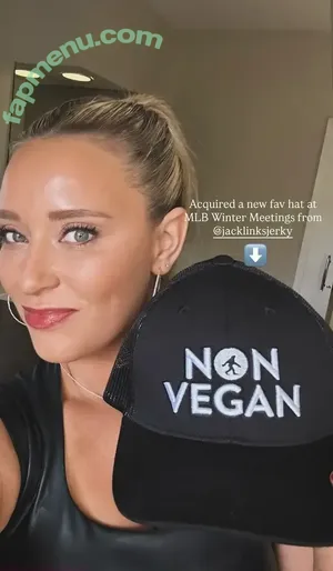 Tricia Whitaker / triciawhitaker nude photo #0068