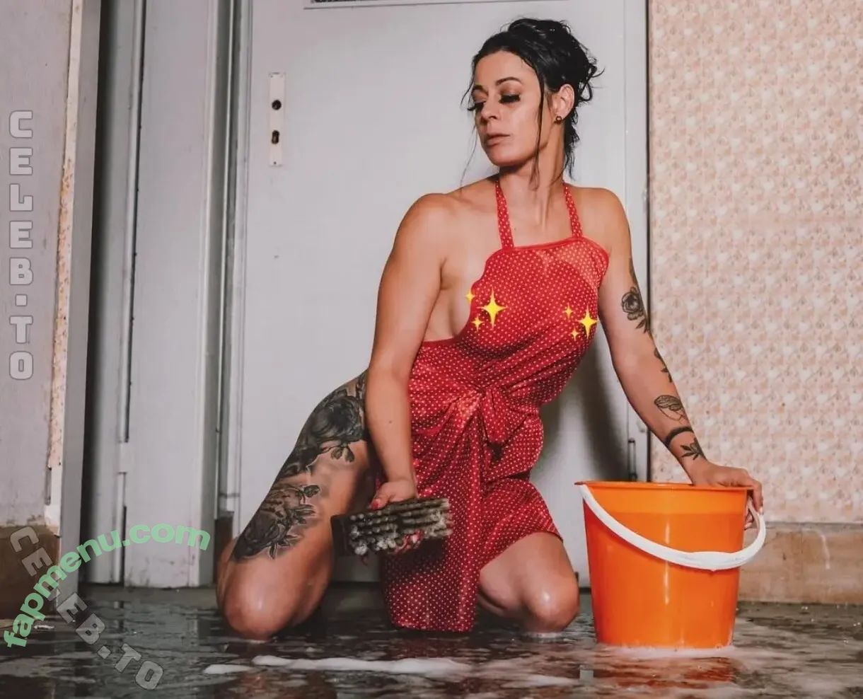 Triene_85 nude photo #0008 (triene85)