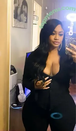 _Trillscott / thequeenzai nude photo #0020