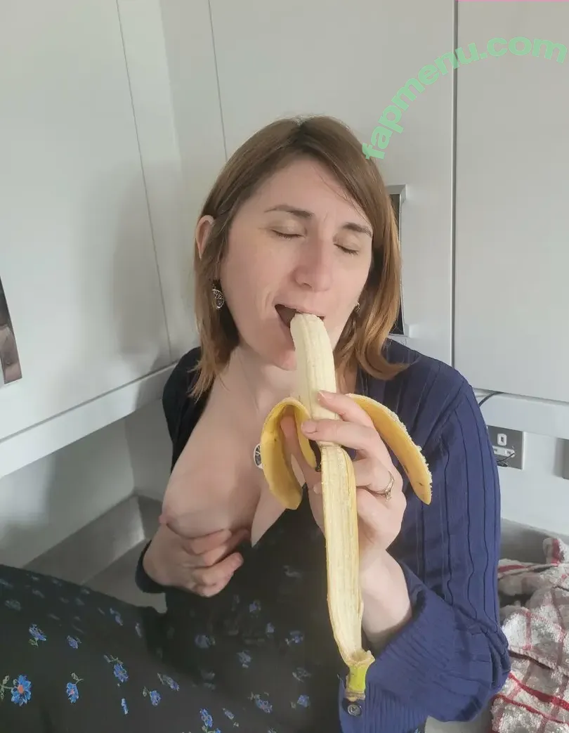 Trimalchio87 nude photo #0489 (Bronwen Fackrell / bee)