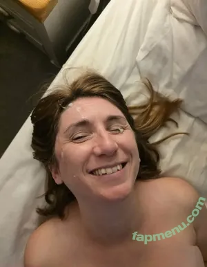 Trimalchio87 / Bee nude photo #1204