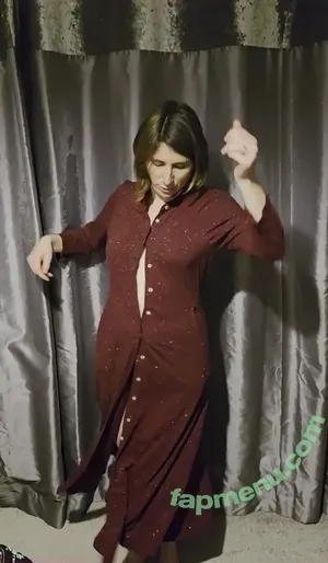 Trimalchio87 / Bronwen Fackrell / bee nude photo #1300