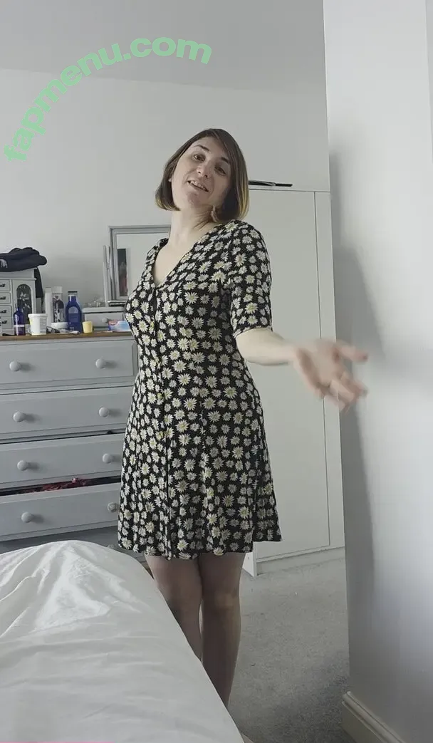 Trimalchio87 nude photo #1250 (Bee)