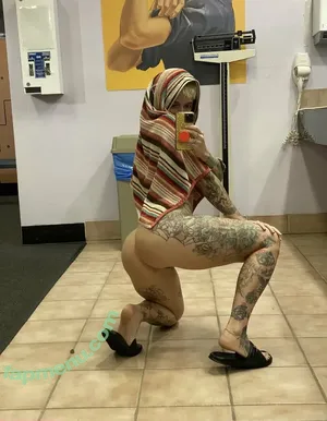 Trinaaweena, / Catrina Suicide / Trinaa / trinaaweena nude photo #0031