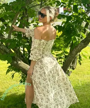 Trine Petronella / petronellajakobsson / trinepetronella nude photo #0047