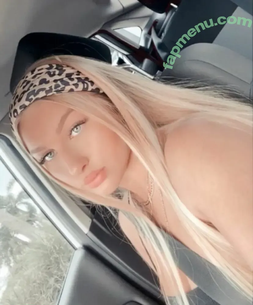 Trinity Charlton nude photo #0002 (trinity_clara / trinityy.raine)