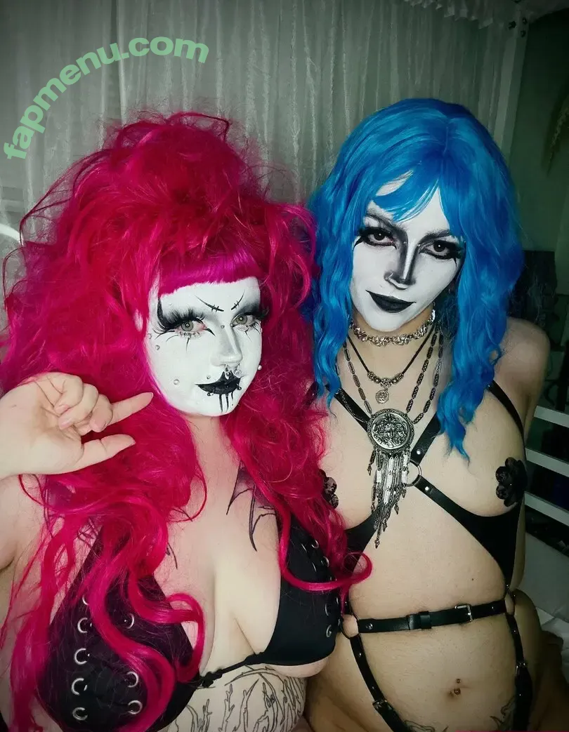 trinstittchesfree nude photo #0002 (trinstittchesfree)