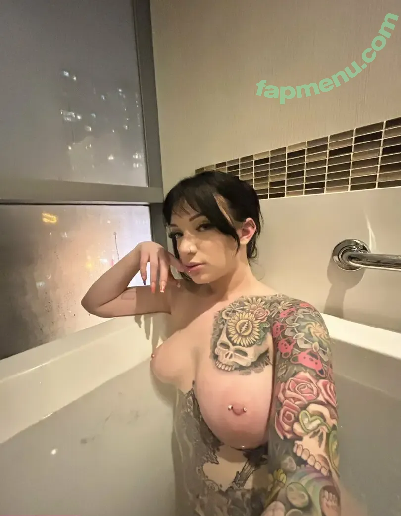 Trippirose nude photo #0022 (Scarlet / trippirosebackup)