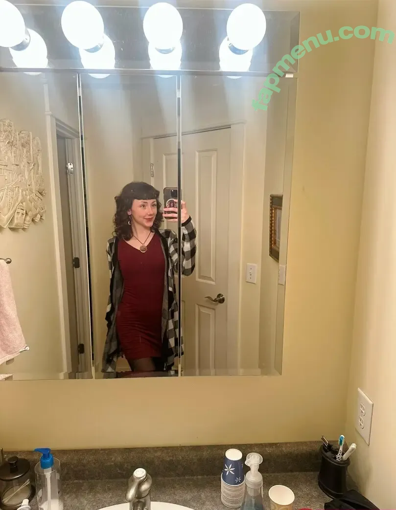 trippyg0thh nude photo #0035 (trippygothx)