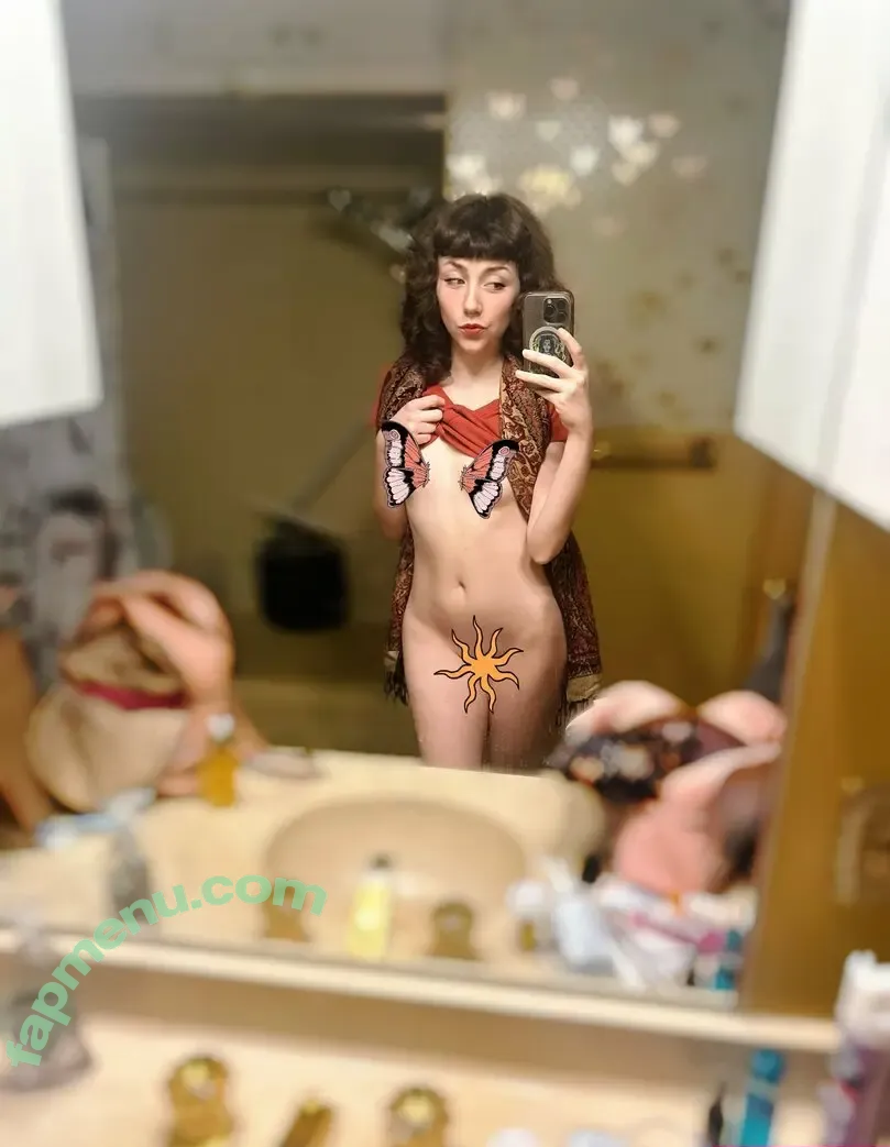 trippyg0thh nude photo #0037 (trippygothx)