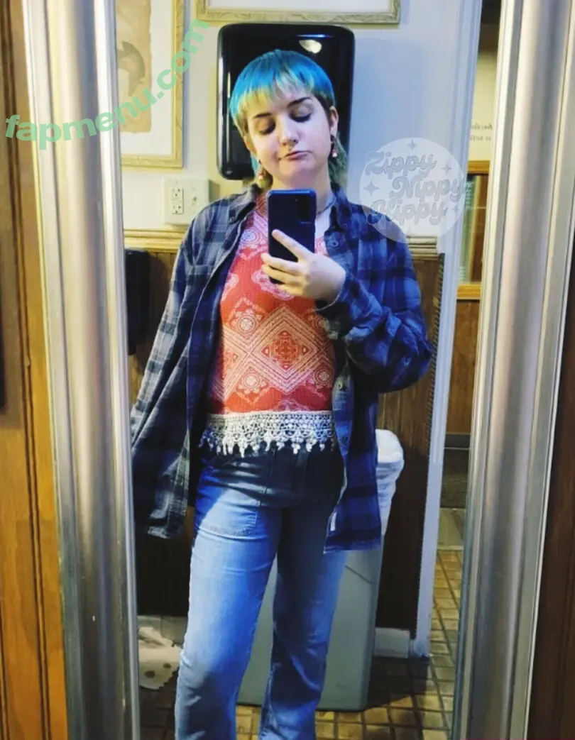 trippyhippypoppyfree nude photo #0010 (trippy_hippy_bruh)