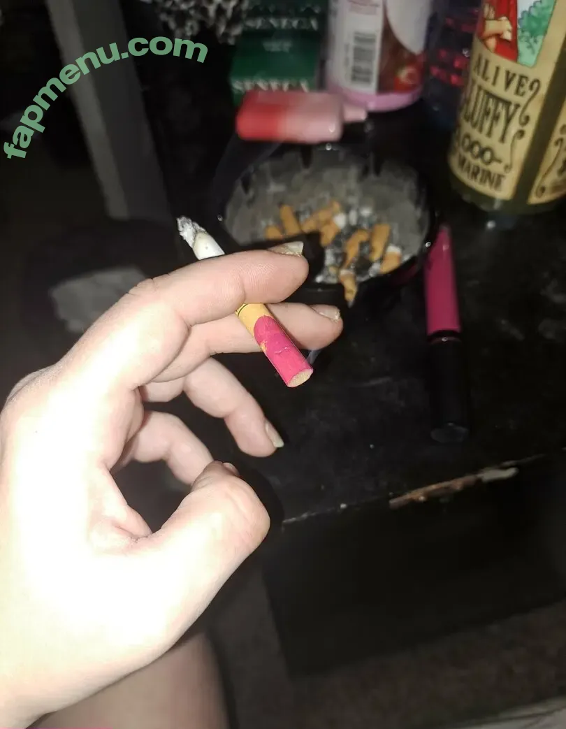 trippykoala425 nude photo #0006 (trippykoala425)