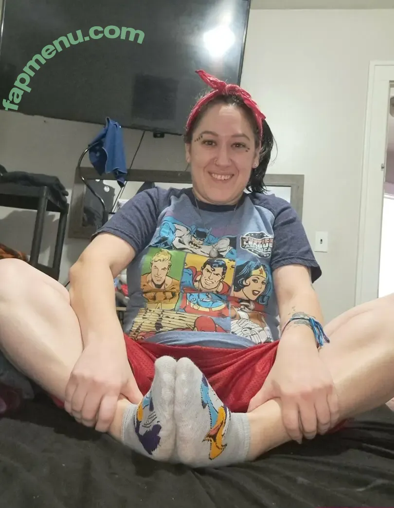trippykoala425 nude photo #0111 (trippykoala425)