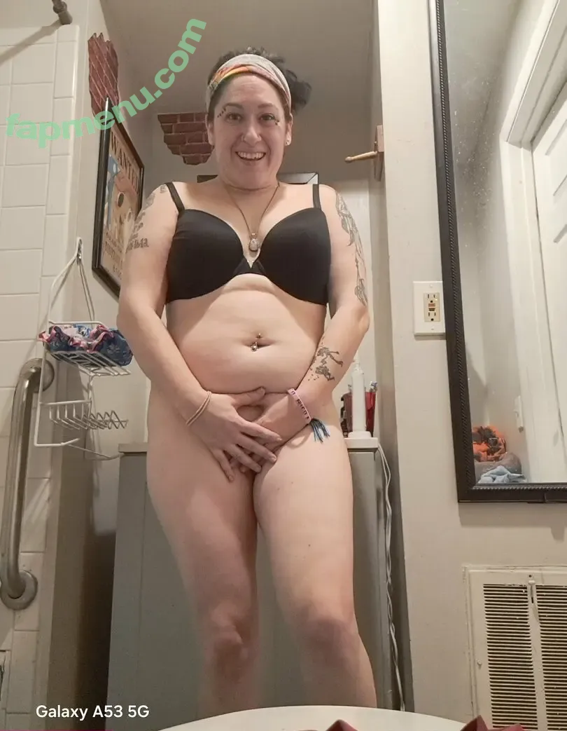trippykoala425 nude photo #0142 (trippykoala425)