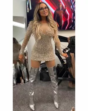 Trish Stratus / trishstratuscom nude photo #0693