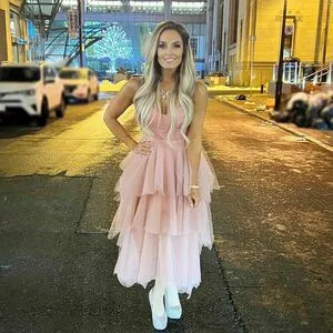 Trish Stratus / trishstratuscom nude photo #0698