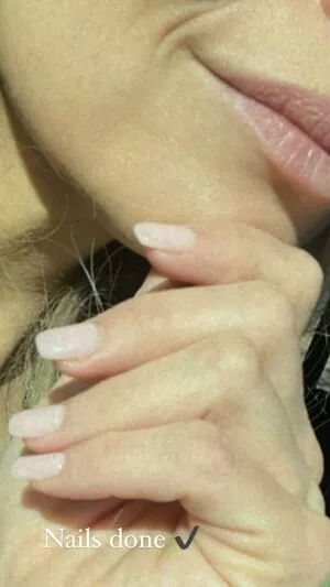 Trish Stratus / trishstratuscom nude photo #0712