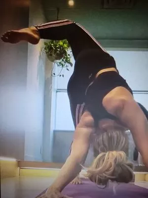 Trish Stratus / trishstratuscom nude photo #0743