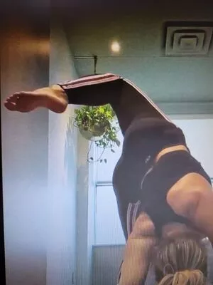 Trish Stratus / trishstratuscom nude photo #0744