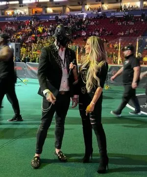 Trish Stratus / trishstratuscom nude photo #0765