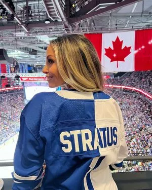 Trish Stratus / trishstratuscom nude photo #0776