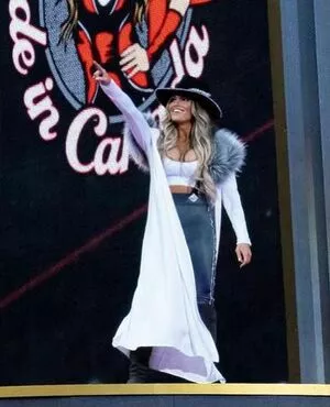 Trish Stratus / trishstratuscom nude photo #0922