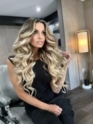 Trish Stratus / trishstratuscom nude photo #0933