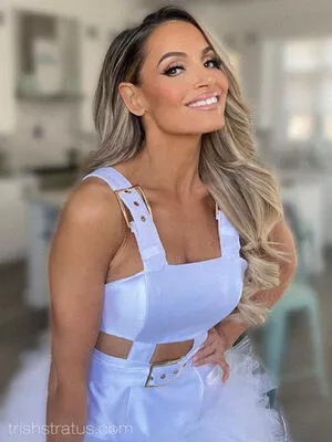 Trish Stratus / trishstratuscom nude photo #0941