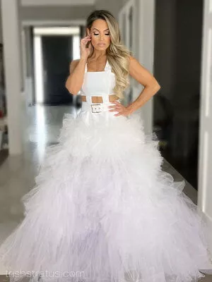 Trish Stratus / trishstratuscom nude photo #0944