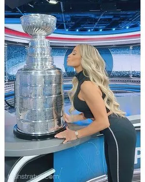 Trish Stratus / trishstratuscom nude photo #0955