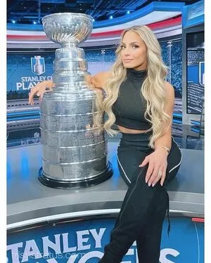 Trish Stratus / trishstratuscom nude photo #0963